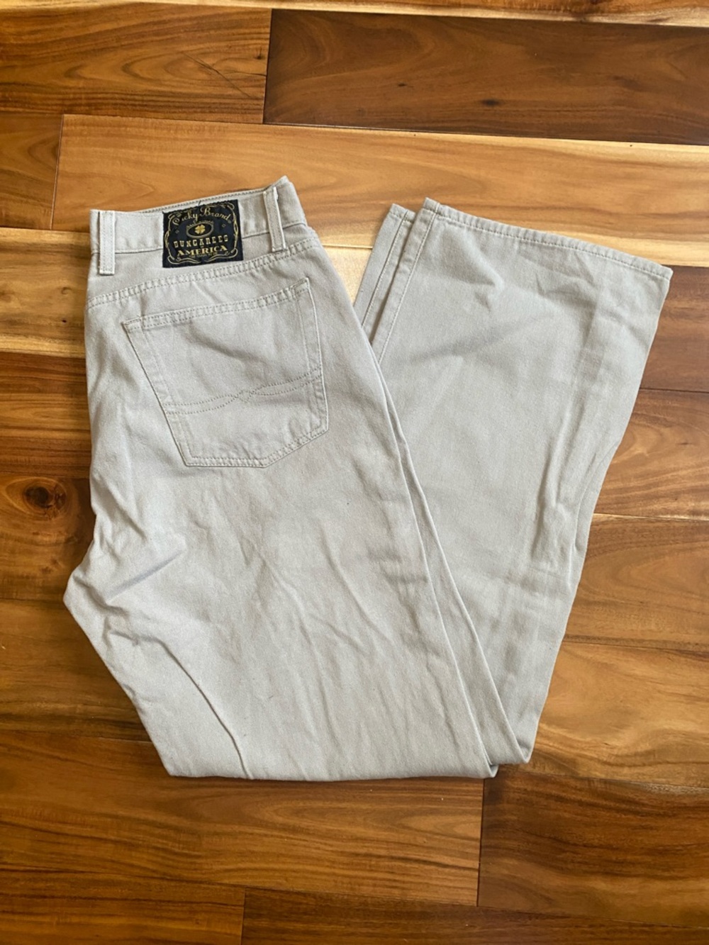 Lucky Brand Men’s Boot Cut Jeans in Light Tan
